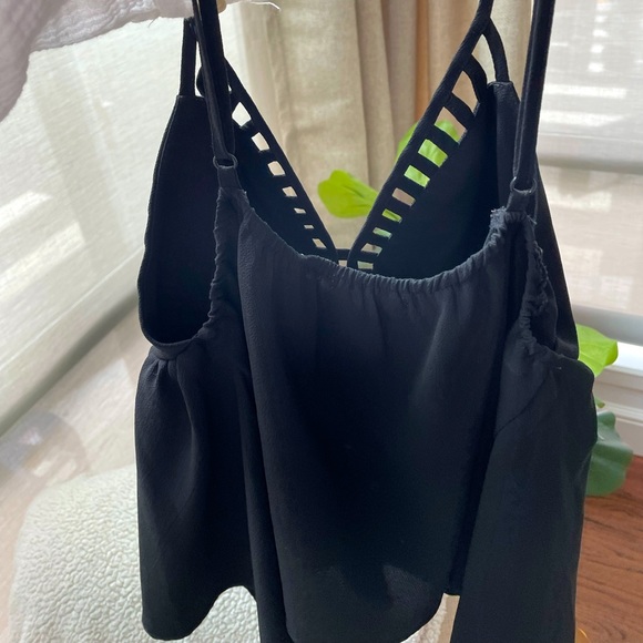 Cute black going out top - Picture 3 of 4